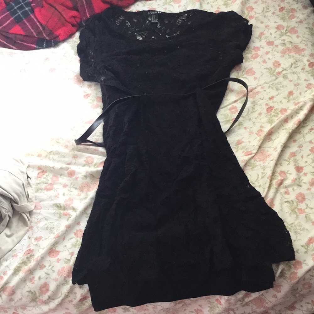 Forever 21 Black Lace Floral Dress